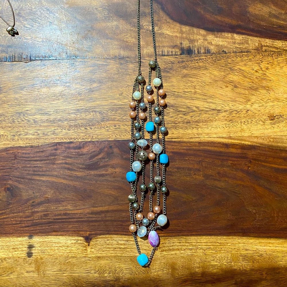 Statement necklace